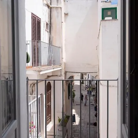 Apartment Casetta Del Vicolo Orologio Cisternino