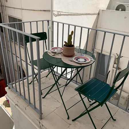 Casetta Del Vicolo Orologio Apartment